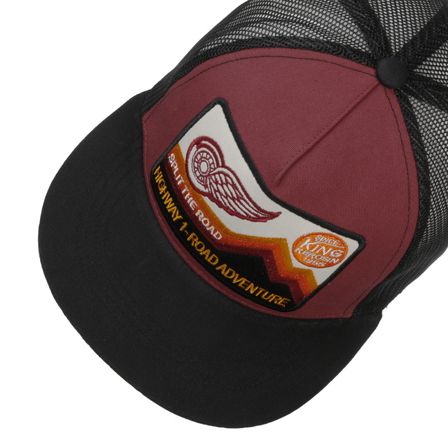 casquette basket on the road